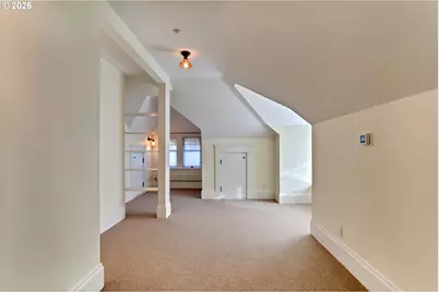 2233 SW 18th Ave, Portland, OR 97201 - Photo 31