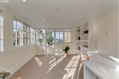 2233 SW 18th Ave, Portland, OR 97201 - Photo 33