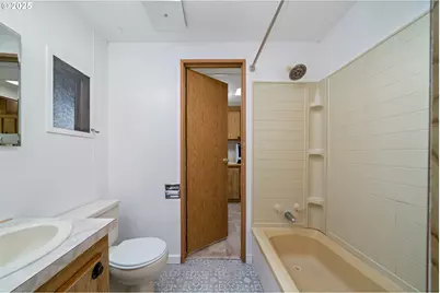 1057 NE 12th Ave, Rockaway Beach, OR 97136 - Photo 21