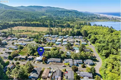 1057 NE 12th Ave, Rockaway Beach, OR 97136 - Photo 33
