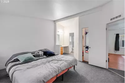 3921 Pacific Cir, Hubbard, OR 97032 - Photo 19