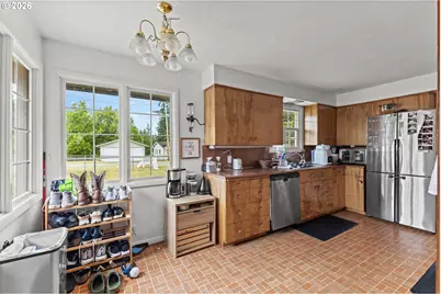 2343 Harris St, Myrtle Point, OR 97458 - Photo 11