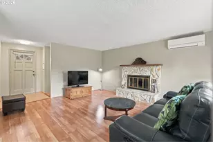2047 Orr Ln, Eugene, OR 97405 - Photo 5