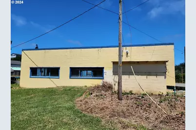 311 6th St, Port Orford, OR 97465 - Photo 7