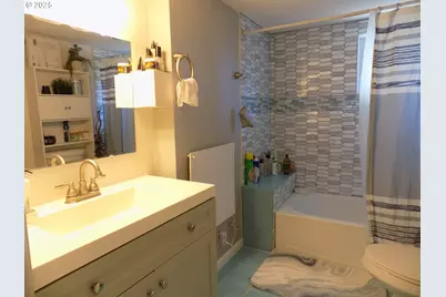 20530 S Highway 99W, Amity, OR 97101 - Photo 21