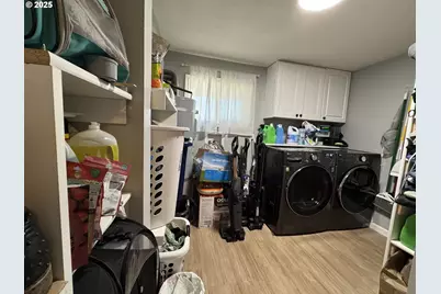 20530 S Highway 99W, Amity, OR 97101 - Photo 7