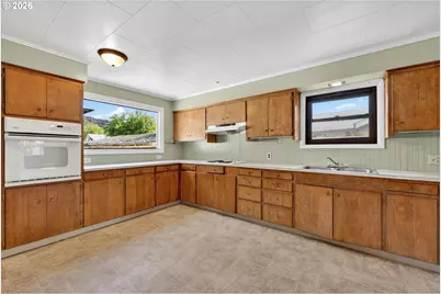 1235 Valley Ave, Baker City, OR 97814 - Photo 13