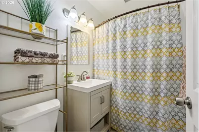 12905 SW Walker Rd, Beaverton, OR 97005 - Photo 17