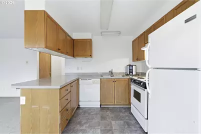 442 SE 4th St, Troutdale, OR 97060 - Photo 19