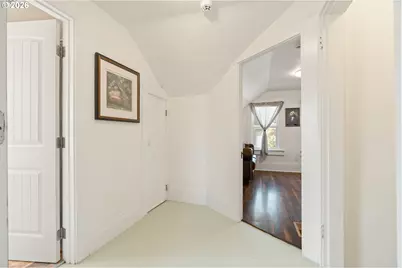 9704 SE Reedway St, Portland, OR 97266 - Photo 23