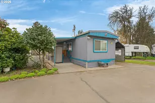 117 NE Northpark Ln, Roseburg, OR 97470 - Photo 1