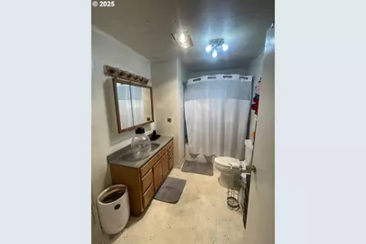 62886 Highway 74, Ione, OR 97843 - Photo 9