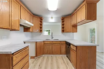 32605 Old Bunker Hill Rd, Saint Helens, OR 97051 - Photo 5