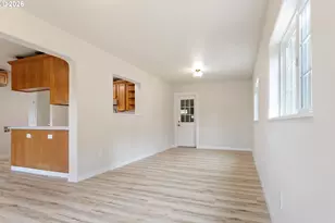 32605 Old Bunker Hill Rd, Saint Helens, OR 97051 - Photo 9