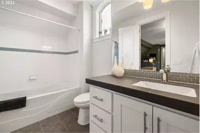 18507 NE 28th St, Vancouver, WA 98682 - Photo 37