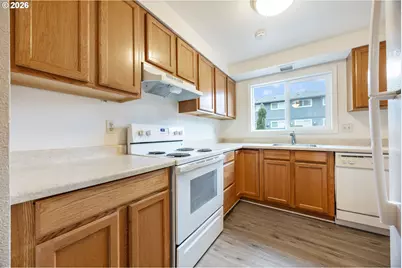 4921 SW 59th Ave #1, Portland, OR 97221 - Photo 7