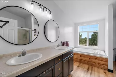 5555 SE Jerry Dr, Prineville, OR 97754 - Photo 13