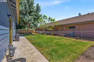 1025 Church St, Woodburn, OR 97071 - Photo 33