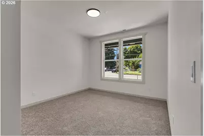 1025 Church St, Woodburn, OR 97071 - Photo 13