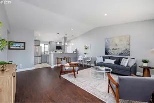 1205 E Johnson Ct, Newberg, OR 97132 - Photo 7