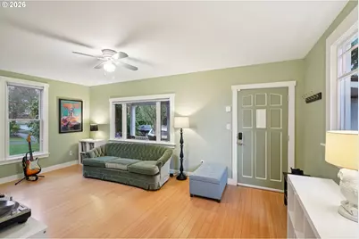 7624 SE Morrison St, Portland, OR 97215 - Photo 7