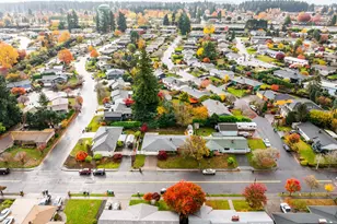 13222 NE Fremont St, Portland, OR 97230 - Photo 31