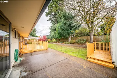 13222 NE Fremont St, Portland, OR 97230 - Photo 25