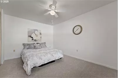 11490 SW Crown Dr #4, King City, OR 97224 - Photo 19