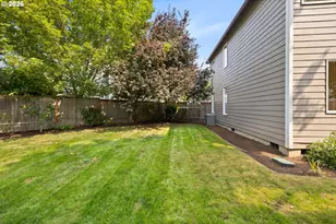 1264 NE Estelle Ct, Hillsboro, OR 97124 - Photo 33