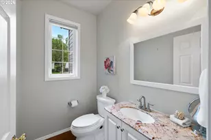 1264 NE Estelle Ct, Hillsboro, OR 97124 - Photo 13