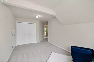 1264 NE Estelle Ct, Hillsboro, OR 97124 - Photo 21