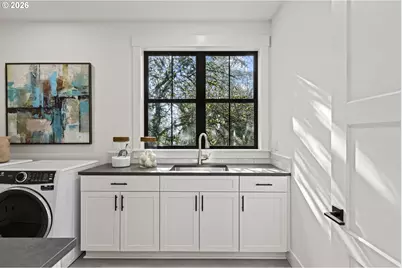 2065 SW 75th Ave, Portland, OR 97225 - Photo 35