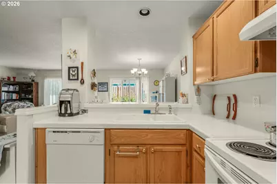 15157 NW Twoponds Dr, Portland, OR 97229 - Photo 9