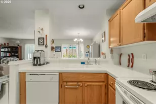15157 NW Twoponds Dr, Portland, OR 97229 - Photo 9