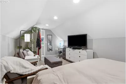 21 NE Bryant St, Portland, OR 97211 - Photo 33
