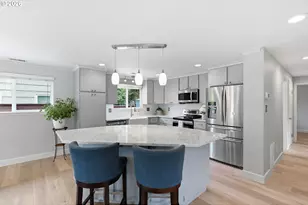 21 NE Bryant St, Portland, OR 97211 - Photo 9