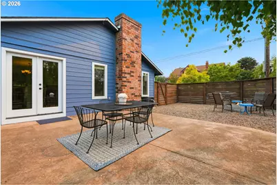 21 NE Bryant St, Portland, OR 97211 - Photo 23
