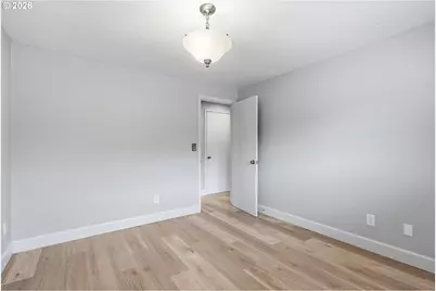 21 NE Bryant St, Portland, OR 97211 - Photo 21