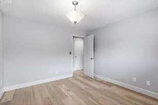 21 NE Bryant St, Portland, OR 97211 - Photo 21