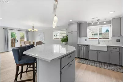 21 NE Bryant St, Portland, OR 97211 - Photo 11