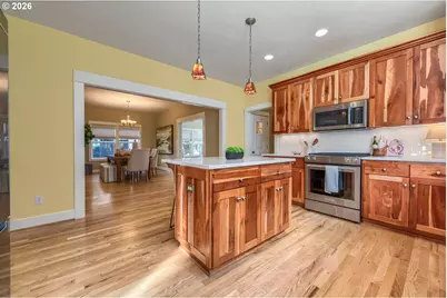 4216 SW Alice St, Portland, OR 97219 - Photo 15