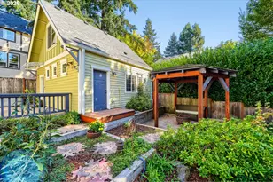 4216 SW Alice St, Portland, OR 97219 - Photo 33