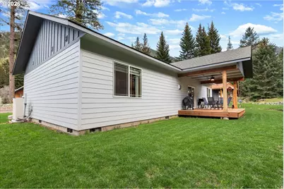 60424 River Rd, Joseph, OR 97846 - Photo 39