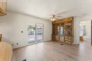 2511 SE River Rd, Hillsboro, OR 97123 - Photo 15