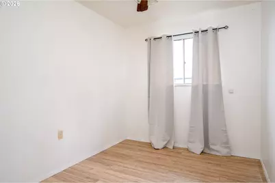 3660 NE Lombard St, Portland, OR 97211 - Photo 13