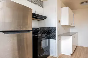 3660 NE Lombard St, Portland, OR 97211 - Photo 7