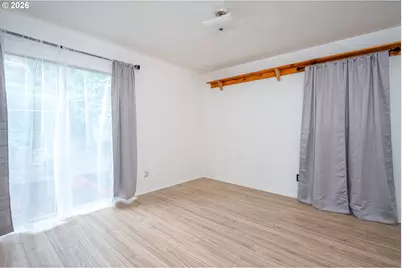 3660 NE Lombard St, Portland, OR 97211 - Photo 9