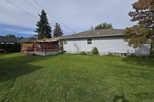510 W 7th St, The Dalles, OR 97058 - Photo 29