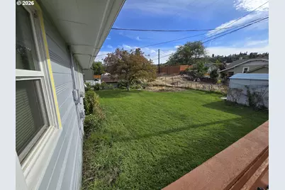 510 W 7th St, The Dalles, OR 97058 - Photo 27