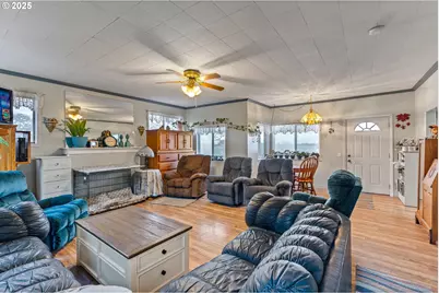 30274 Peoria Rd, Shedd, OR 97377 - Photo 11